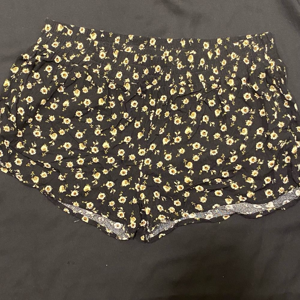 New black floral shorts